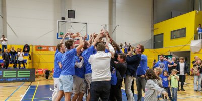 Náš basketbal spojil generace, těší Libora Špundu