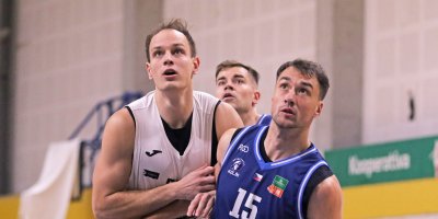 Basketbalisté vezou z Kolína postup v Alpe Adria Cupu